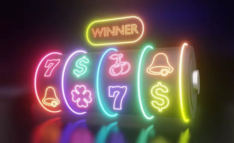 13wwin လောင်းကြေး APP ဖြင့် Live Betting ကစားနေသော မြန်မာ ကစားသမား